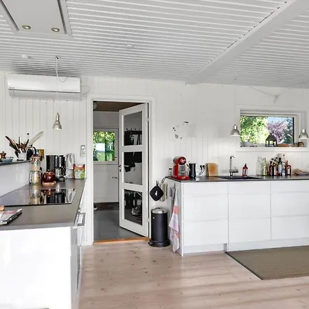 10091-1-nykobing-sj-enggardsvej-17 *